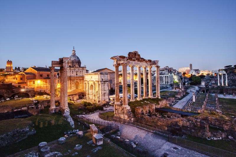 sandemans walking tour rome