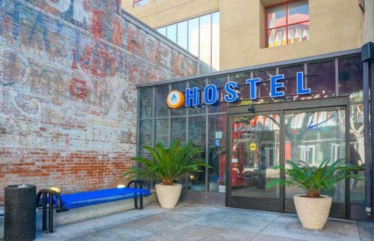 cheap hostels san diego